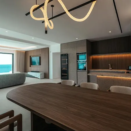 Splendid Mykonos Waterfront * بلاتيس يالوس