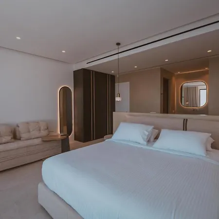 Splendid Mykonos Waterfront بلاتيس يالوس