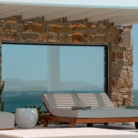 Splendid Mykonos Waterfront