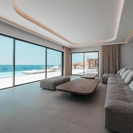 Splendid Mykonos Waterfront * بلاتيس يالوس