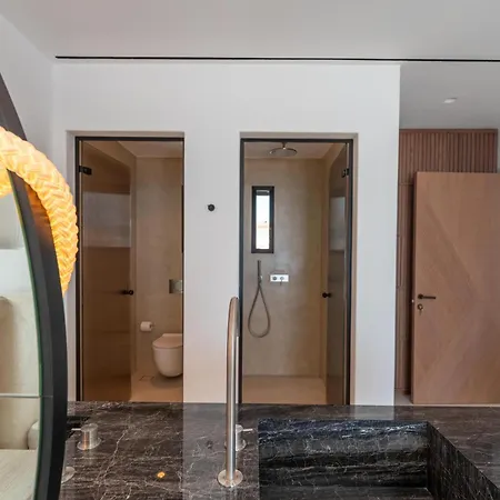 Splendid Mykonos Waterfront بلاتيس يالوس