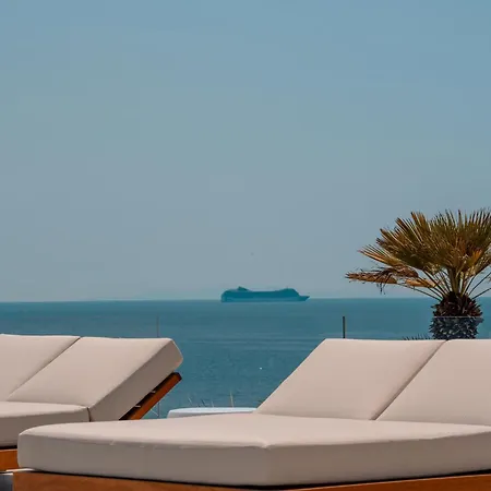 Splendid Mykonos Waterfront بلاتيس يالوس