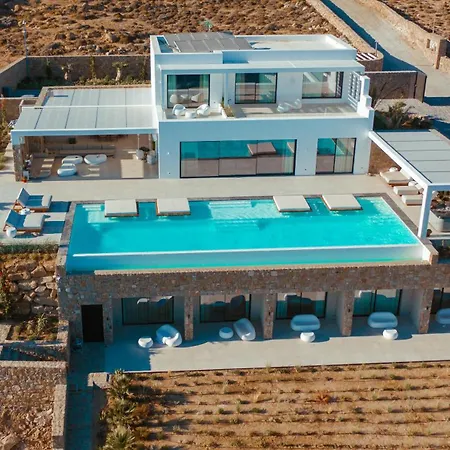 Splendid Mykonos Waterfront Villa