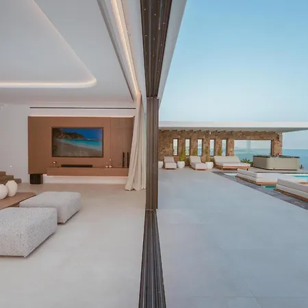 Splendid Mykonos Waterfront Villa *