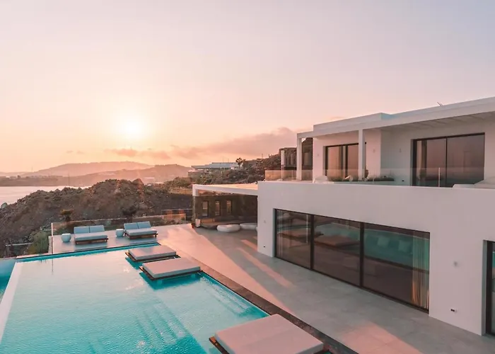 Splendid Mykonos Waterfront